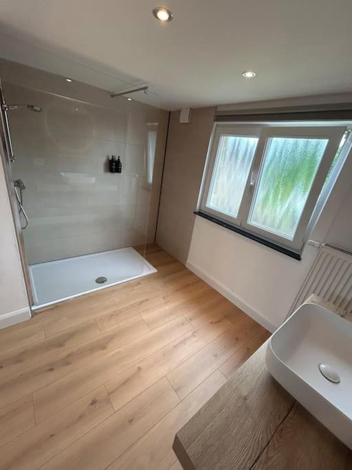 Petite Maison Tres Sympa Qui Accepte Les Animaux * Modave